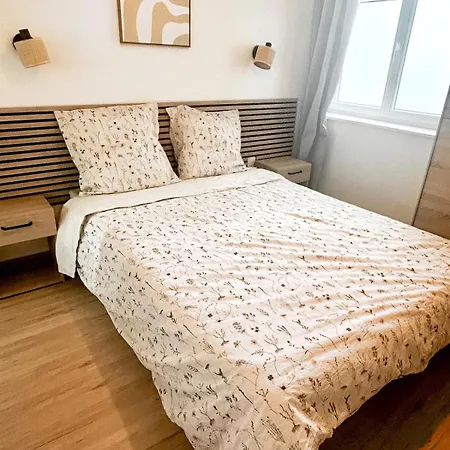 Petite Maison Sur La Colline Holiday home Landremont